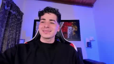 Snapshot of liamwyatt_ chatting on July 18, 3:33 am liamwyatt_ online show from July 18, 3:33 am