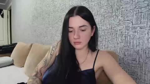 liana_diva online show from February 2, 4:17 pm