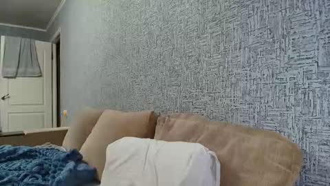 Snapshot of liana_diva chatting on May 5, 6:27 pm liana_diva online show from May 5, 6:27 pm