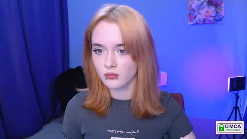 Little Liana  online show from January 2, 7:40 pm