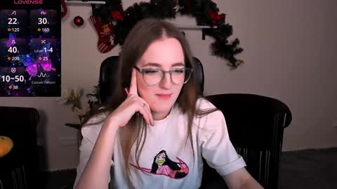 Little Liana  online show from January 3, 11:23 pm