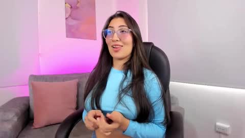 Snapshot of lianaaa___ chatting on February 20, 2:17 pm Liana online show from February 20, 2:17 pm