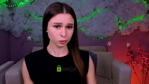 Snapshot of liande1 chatting on June 17, 9:45 am Meow online show from June 17, 9:45 am