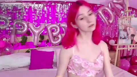 Snapshot of liann_stark chatting on June 22, 6:32 am Lian online show from June 22, 6:32 am