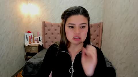 Grace online show from February 22, 8:09 pm