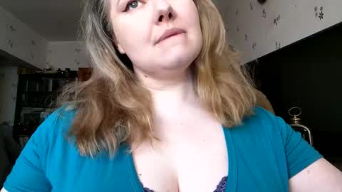Snapshot of liaorgel chatting on April 29, 11:58 am liaorgel online show from April 29, 11:58 am