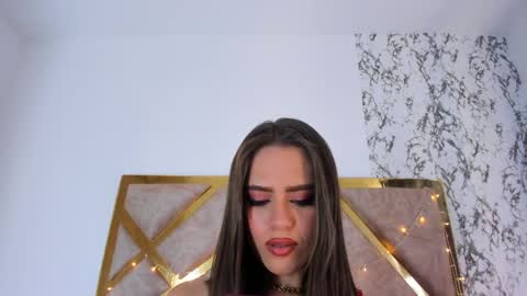 liaross online show from May 14, 6:15 pm