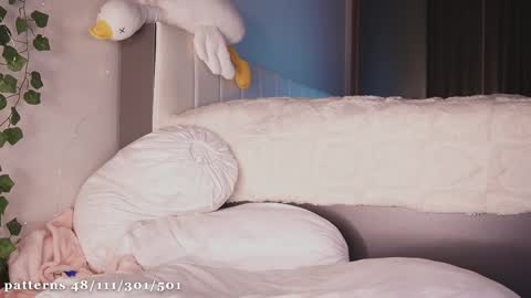 Snapshot of liass_molly chatting on February 12, 8:07 pm Molly  you can find Bunny here --  online show from February 12, 8:07 pm