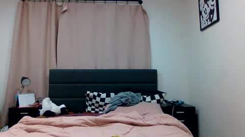 liatalian online show from January 8, 10:34 pm