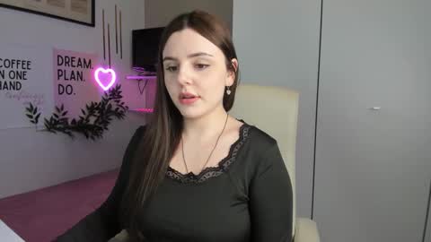 Snapshot of liawoow chatting on October 21, 1:56 pm Lia online show from October 21, 1:56 pm