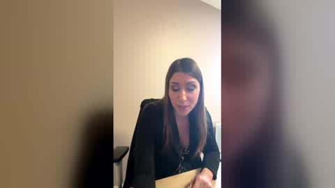 Lib ertine32 online show from February 24, 8:23 am