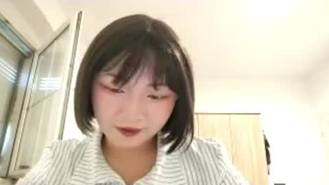 Molly online show from July 17, 4:45 pm