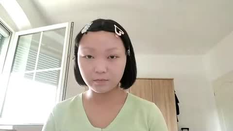 Molly online show from July 18, 12:20 pm