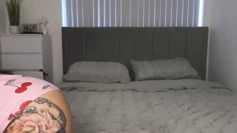 Libby online show from January 5, 12:10 pm