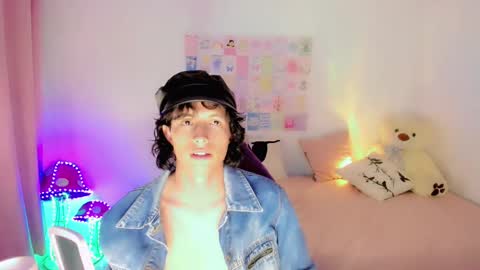 libressalvajes online show from December 30, 3:03 am