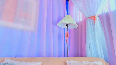 Snapshot of liccy_hall chatting on April 26, 11:41 am Valentina Hall online show from April 26, 11:41 am