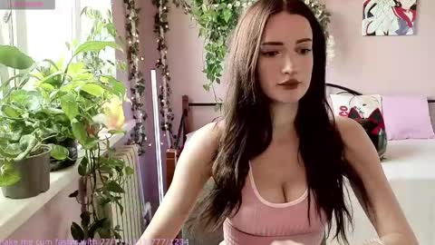 Welcome guys in my room Im Claire online show from May 24, 12:54 pm