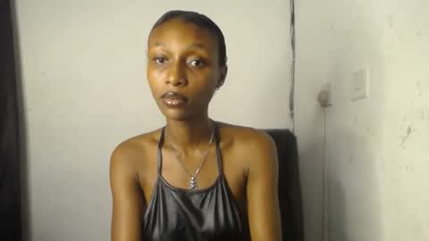 Juicy pinkpussy online show from February 7, 4:49 am