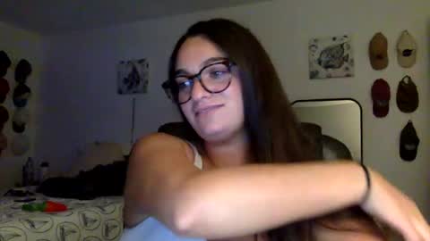 Snapshot of lickit19375 chatting on June 19, 1:43 am lickit19375 online show from June 19, 1:43 am