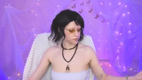 Hey My name is Lida online show from May 19, 9:15 am
