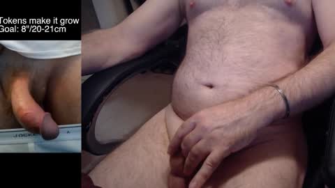 8curve online show from January 13, 12:10 pm