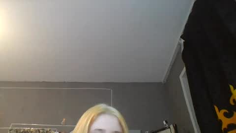 light_lunaa online show from June 26, 4:22 pm