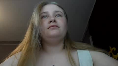 light_lunaa online show from June 27, 3:28 pm