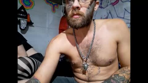 Snapshot of lightningtattoo chatting on September 20, 11:17 pm lightningtattoo online show from September 20, 11:17 pm