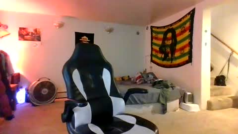 lightskinned666 online show from July 4, 5:52 pm