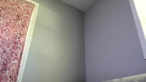 lightskinwithgirth online show from April 12, 5:51 pm