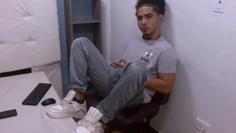 Lihan online show from February 8, 10:50 am