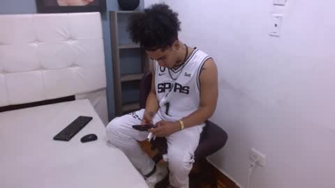 Lihan online show from February 9, 4:04 am