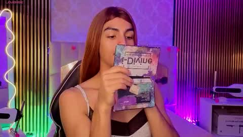 LIHIAN online show from March 20, 11:59 am