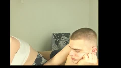 Snapshot of lii_gong_ chatting on February 25, 5:22 pm lii_gong_ online show from February 25, 5:22 pm