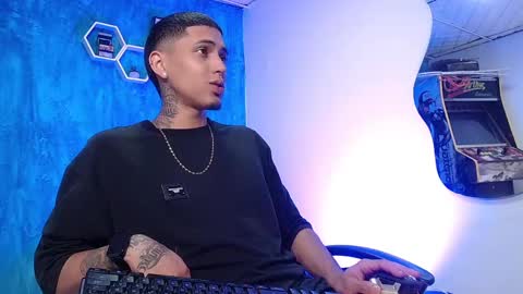 Daniel online show from December 10, 1:11 pm