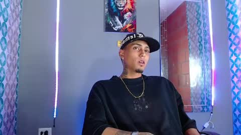 Daniel online show from April 7, 11:04 pm