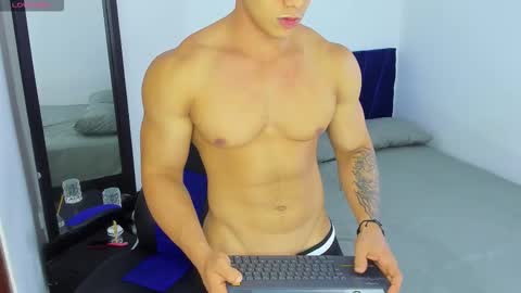 liiam_jesus online show from September 16, 2:45 am