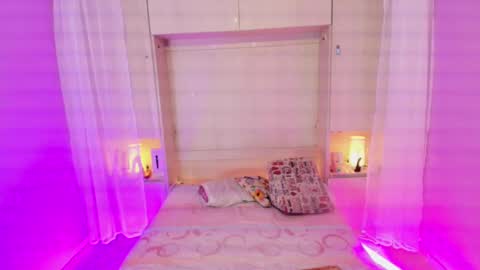         online show from February 10, 11:46 am