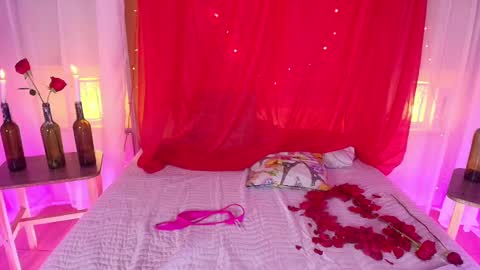         online show from February 14, 2:44 pm