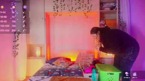         online show from September 18, 11:56 am