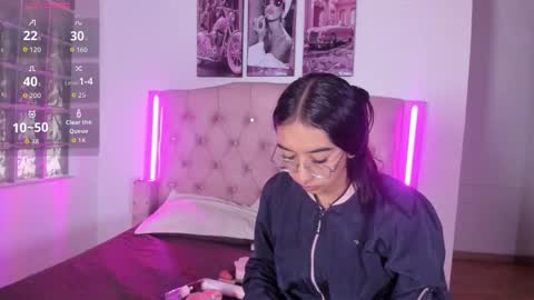 Snapshot of liittle__baby chatting on February 24, 11:52 am Valery online show from February 24, 11:52 am