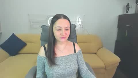 Snapshot of likaa_likaa chatting on January 15, 10:20 am Lika online show from January 15, 10:20 am