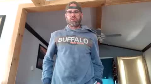 Snapshot of likedoingit69 chatting on April 25, 4:48 pm St pierre online show from April 25, 4:48 pm