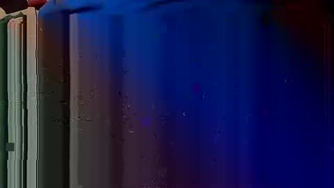 Snapshot of likehockey1234 chatting on January 6, 4:47 am likehockey1234 online show from January 6, 4:47 am