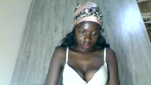 lil6041 online show from October 28, 10:23 pm