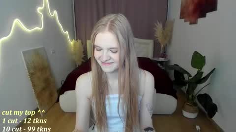 Erica online show from February 5, 1:27 pm