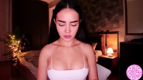 Gabriela online show from December 12, 4:48 am