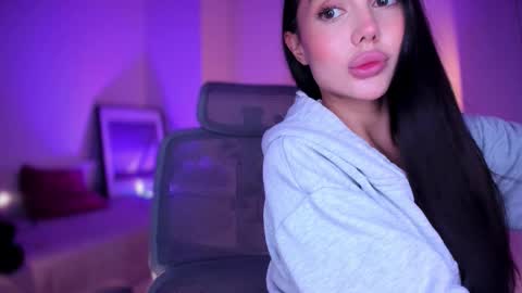 Gabriela online show from November 22, 7:24 pm