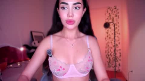 Gabriela online show from December 5, 7:43 pm