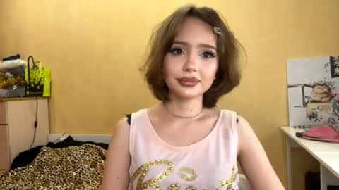 Lily online show from January 6, 3:27 pm